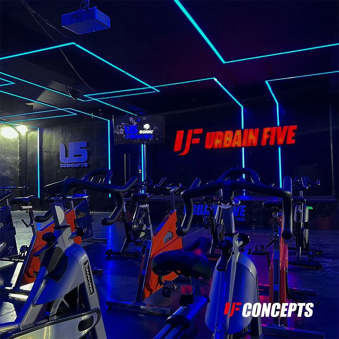 Salle de sport 100% femmes UF Academy